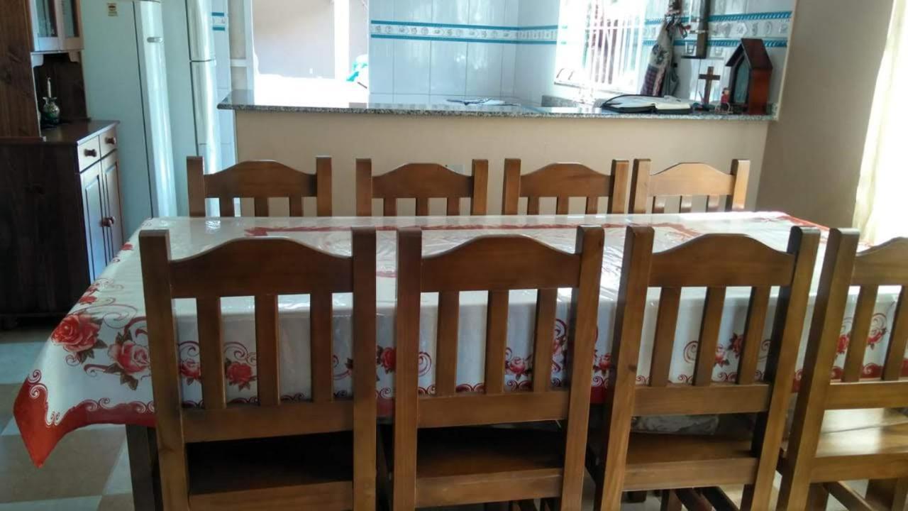 Casa De Com Duas Piscinas E Garagem Casa de Férias Bertioga